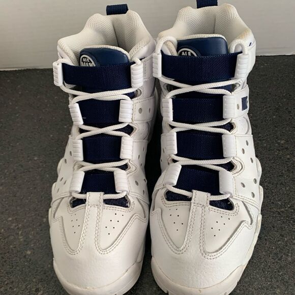 Nike Air Max White Midnight Navy Blue 7Y/ 8 woman - Picture 3 of 12